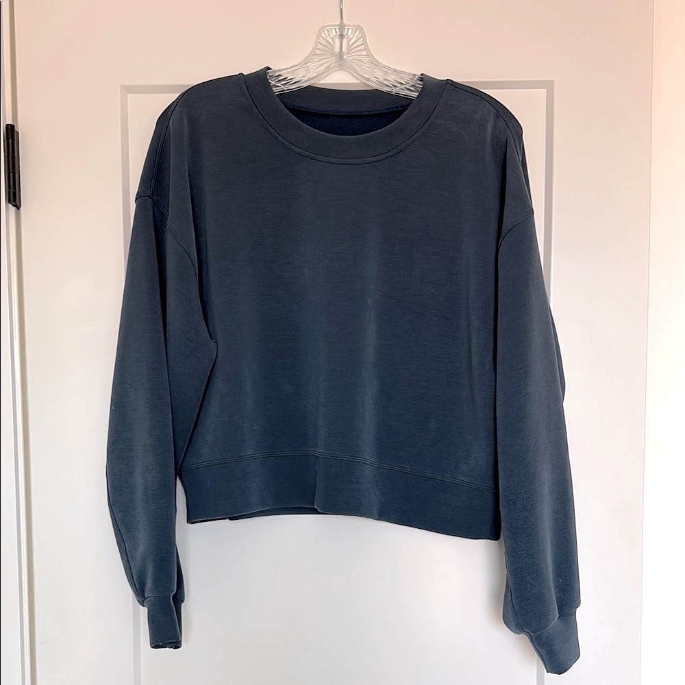 Lululemon Softstreme Cropped Sweatshirt